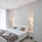 Colosseo House 4* Róma