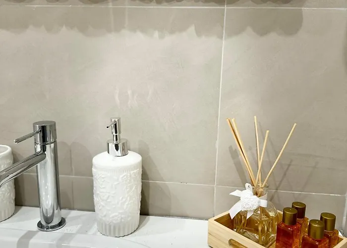 بيت ضيافة Colosseo House روما